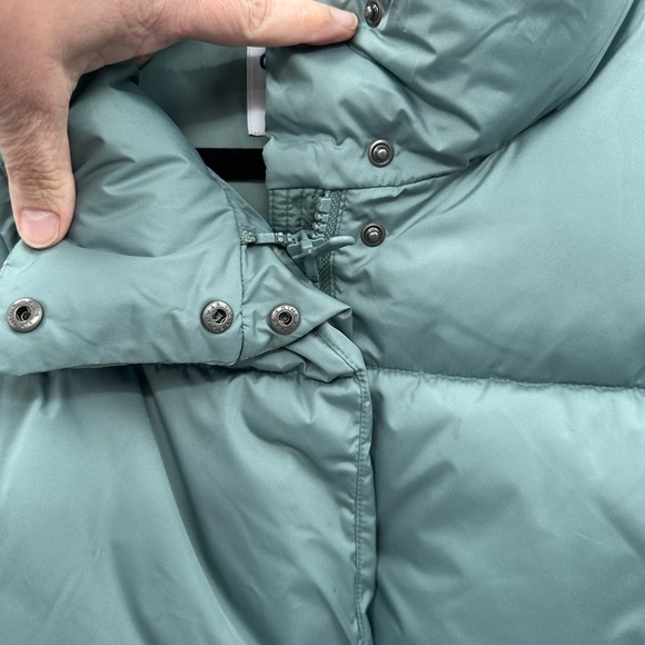 OLD NAVY LX2 boxy woman puffer gorpcore cropped athleisure activewear vest - Picture 5 of 13